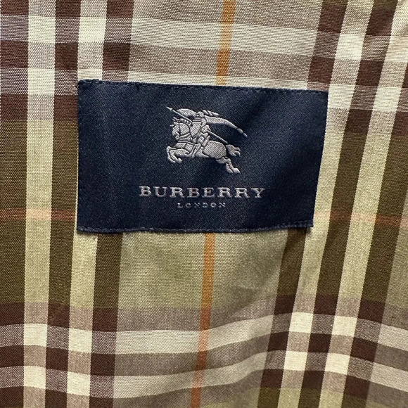 Burberry London Green NovaCheck Women’s Coat size L - Picture 15 of 17